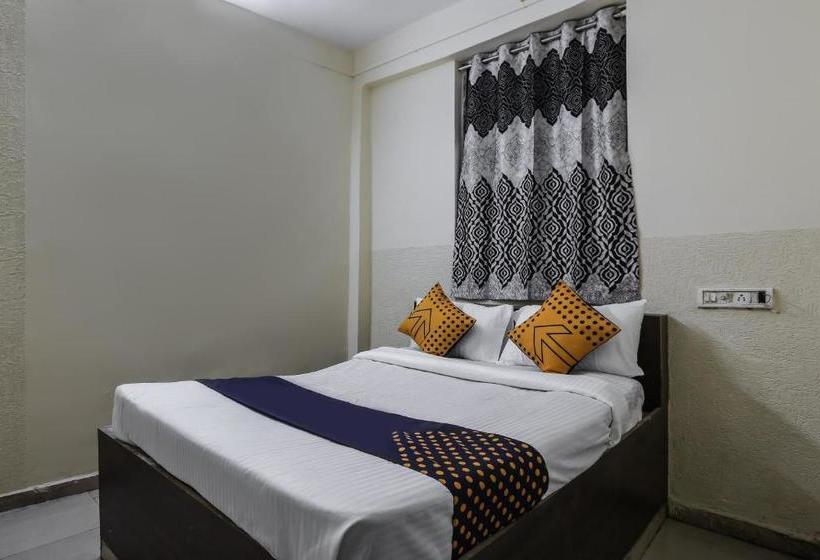 호텔 Spot On 62444 Hanny And Guest House