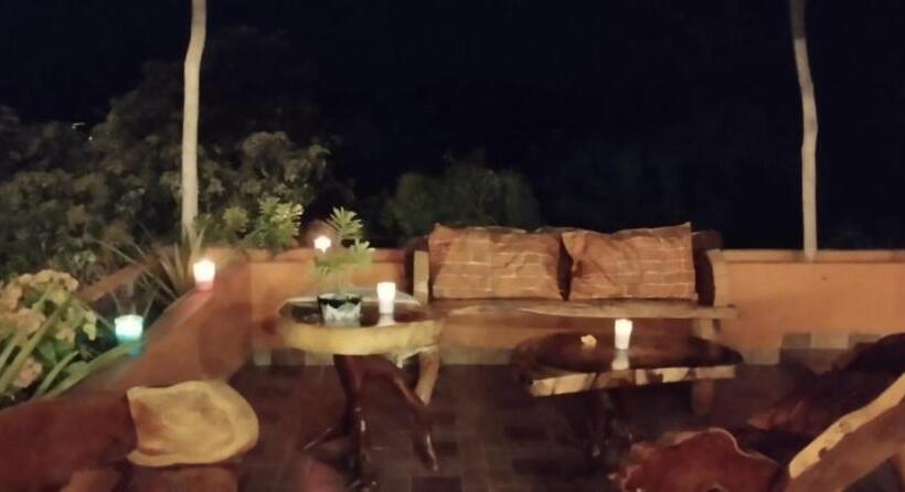 تختخواب و صبحانه Casa Biulú