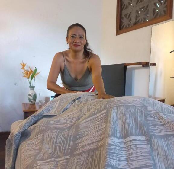 تختخواب و صبحانه Casa Biulú