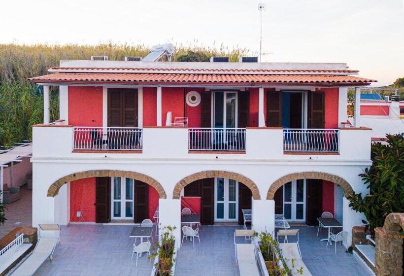 בית מלון כפרי Cala Dei Romani