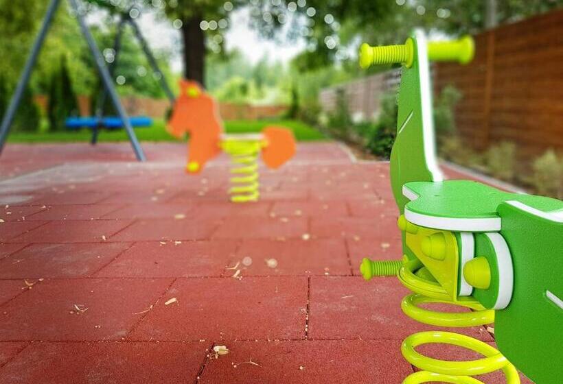 فندق Czinege & étterem