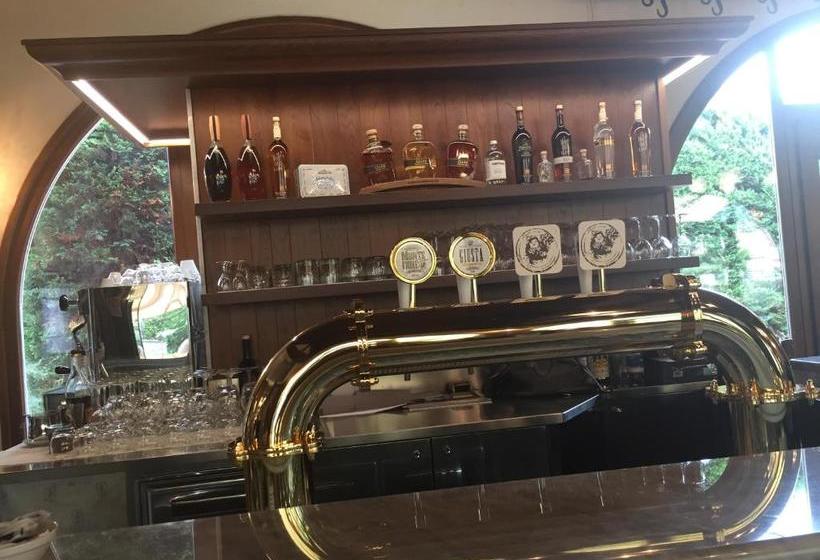 فندق صغير Antica Locanda San Leonardo 1554