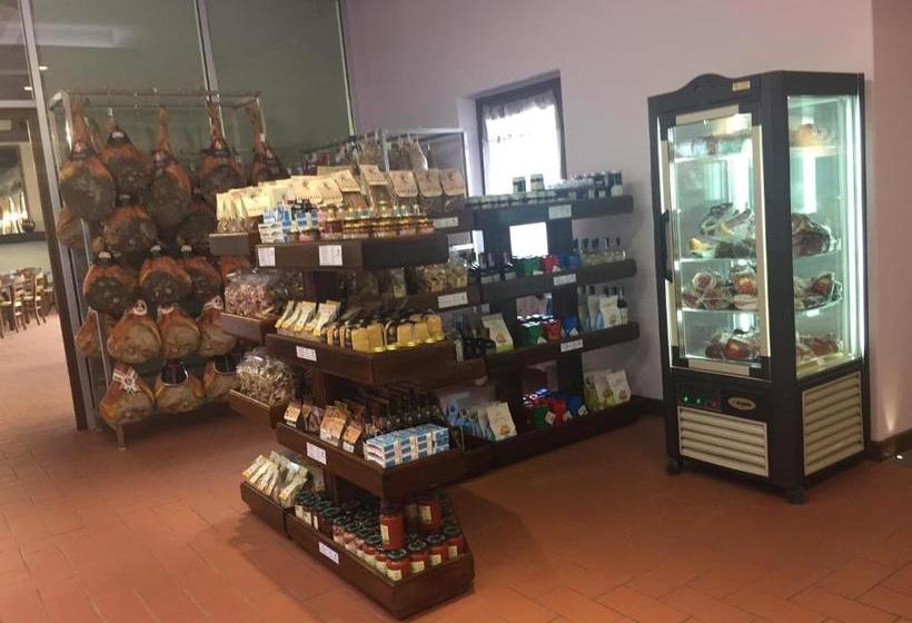 فندق صغير Antica Locanda San Leonardo 1554