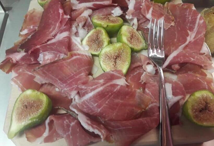 فندق صغير Antica Locanda San Leonardo 1554