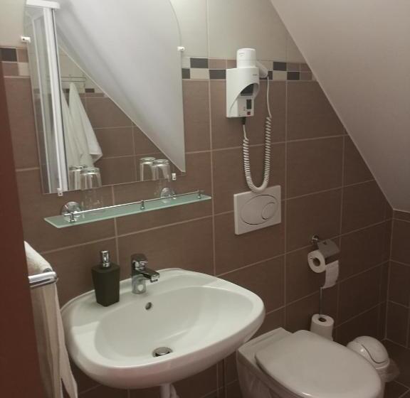 Общежитие Miklós Fogadó és étterem