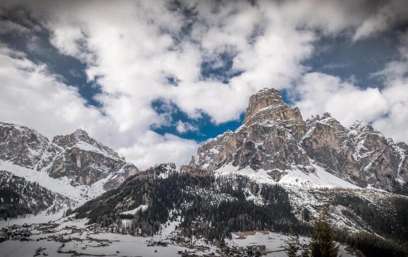 ベッドアンドブレックファースト Garni La Vara