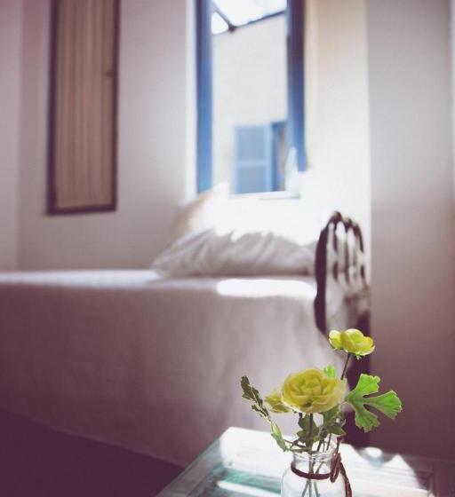 مبيت وإفطار The Iskemleci Guest House