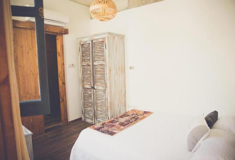 مبيت وإفطار The Iskemleci Guest House