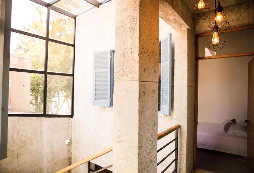 تختخواب و صبحانه The Iskemleci Guest House