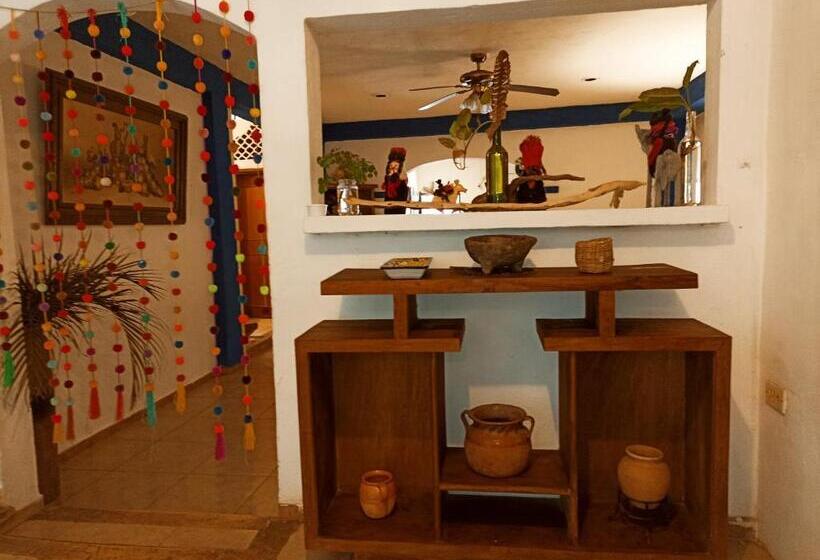 Casa De Los Pájaros B&b