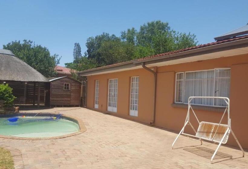 فندق Amberlight Self Catering Accommodation