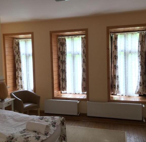 בית מלון כפרי Camlihemsin Tasmektep