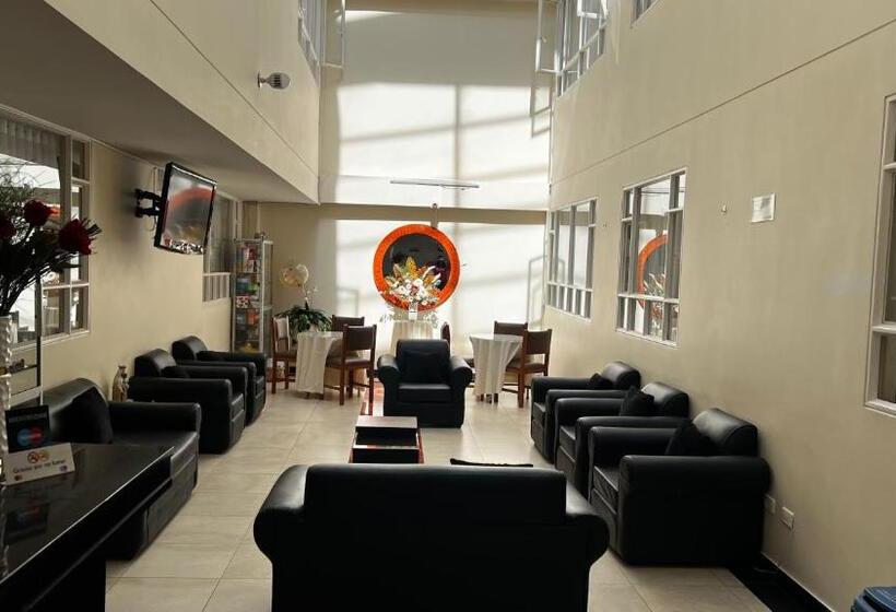 هتل Castillo Real