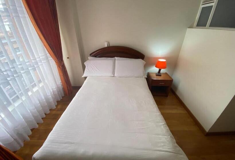 هتل Castillo Real