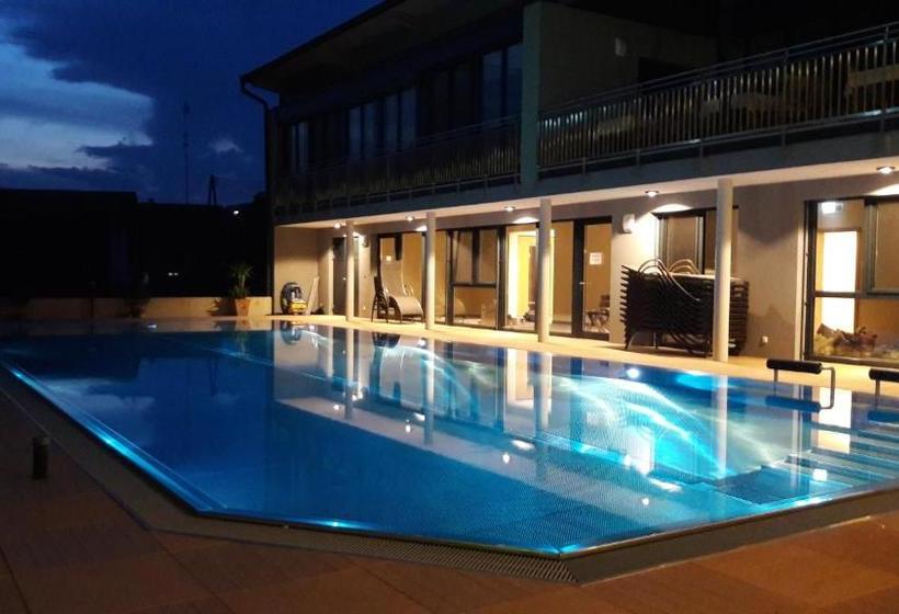 Gasthof Hotel Schmied