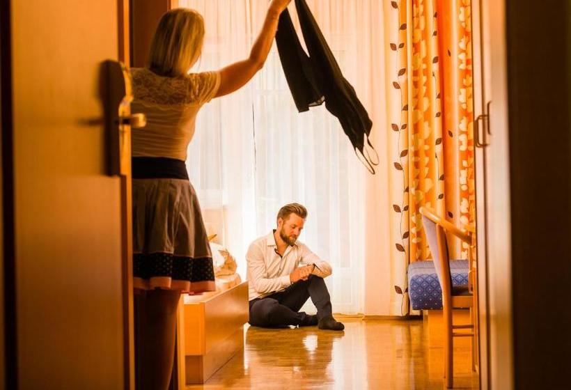 Gasthof Hotel Schmied