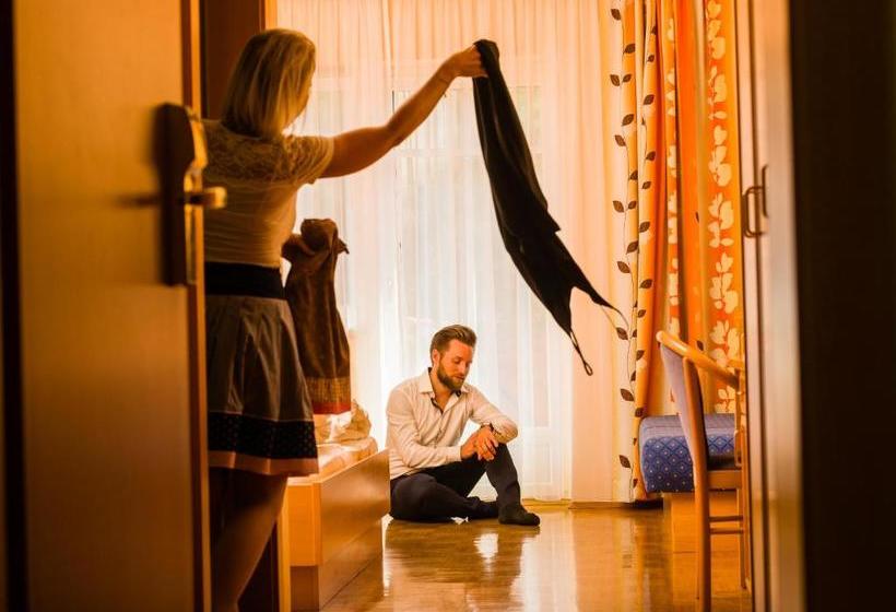 Gasthof Hotel Schmied