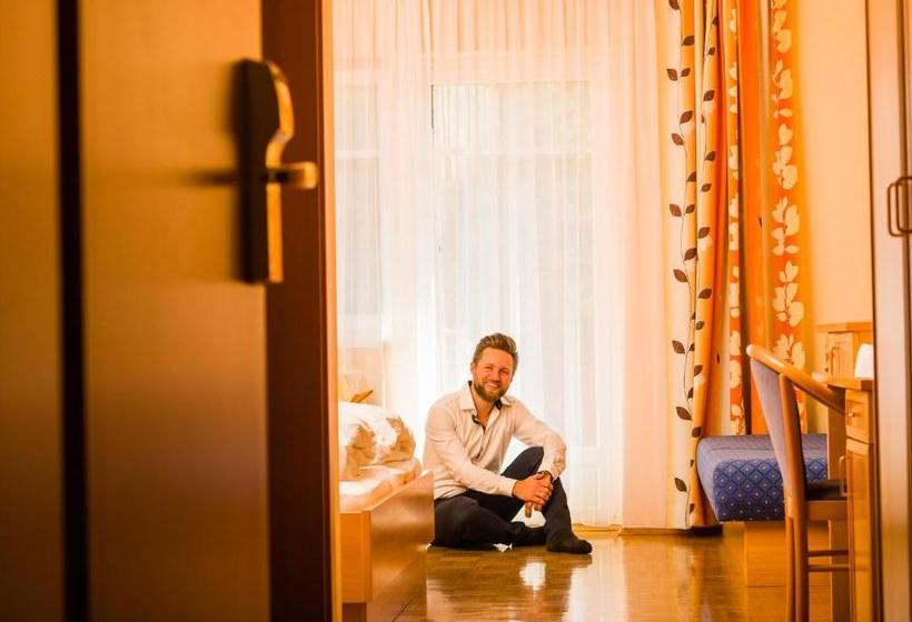 Gasthof Hotel Schmied