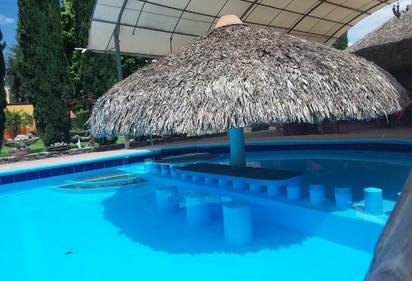 Отель La Estancia