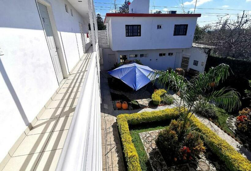 Отель La Estancia