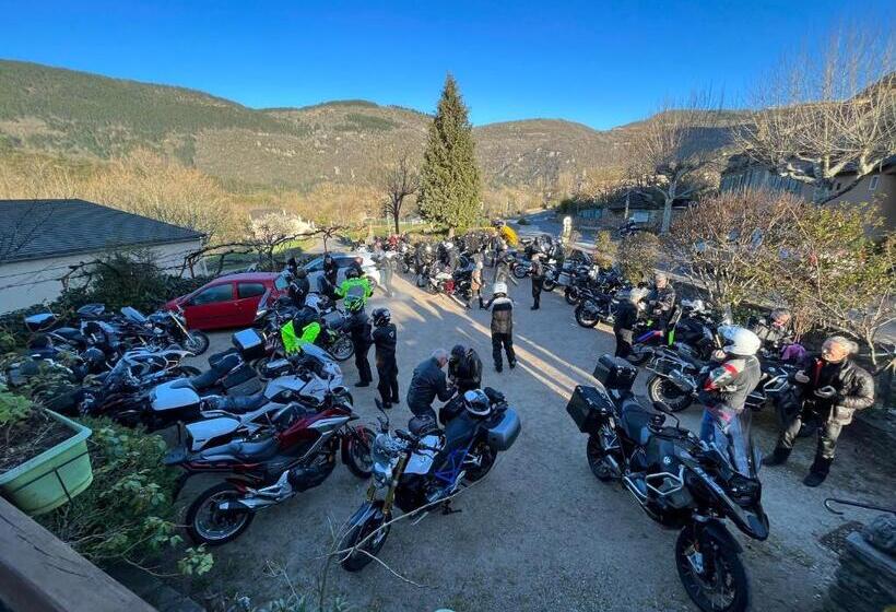 Отель Le Vallon