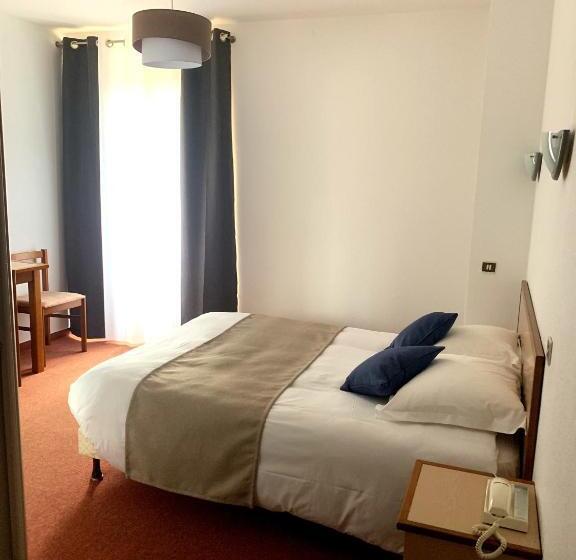 Отель Le Vallon