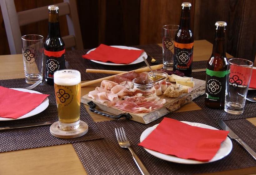 בית מלון כפרי Mont Velan