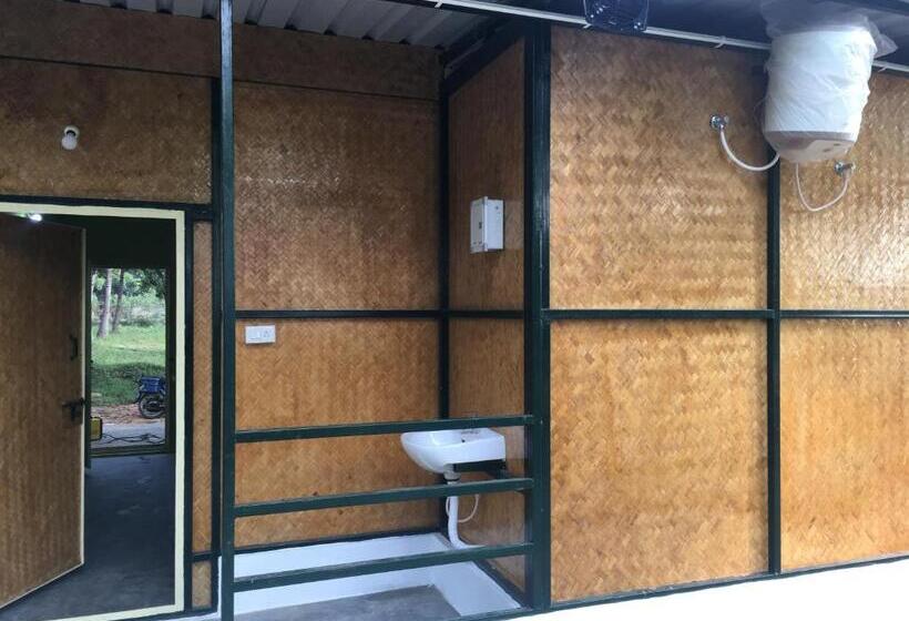 Отель Nannilam Organic Farm Stay