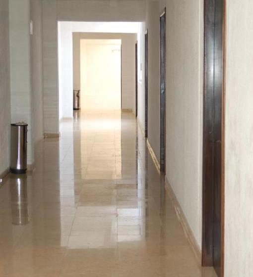 Premier Hotel Suites