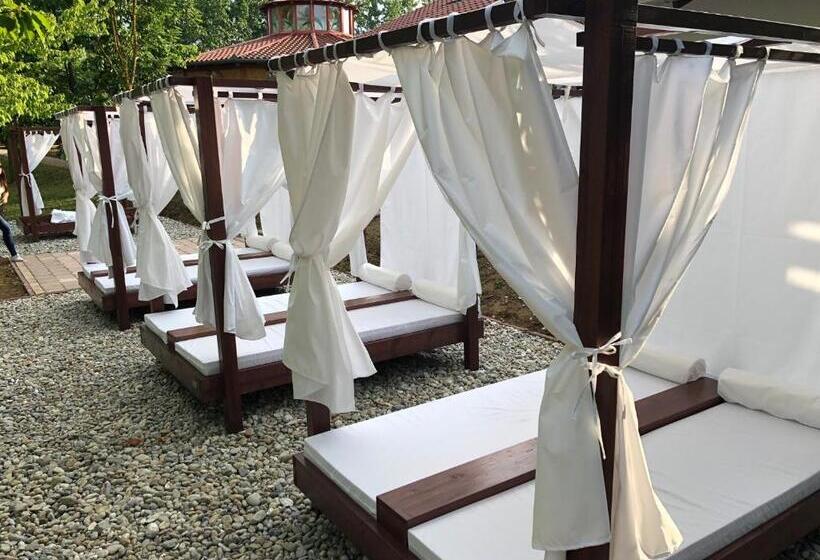 István Parkhotel és Gasztrofarm