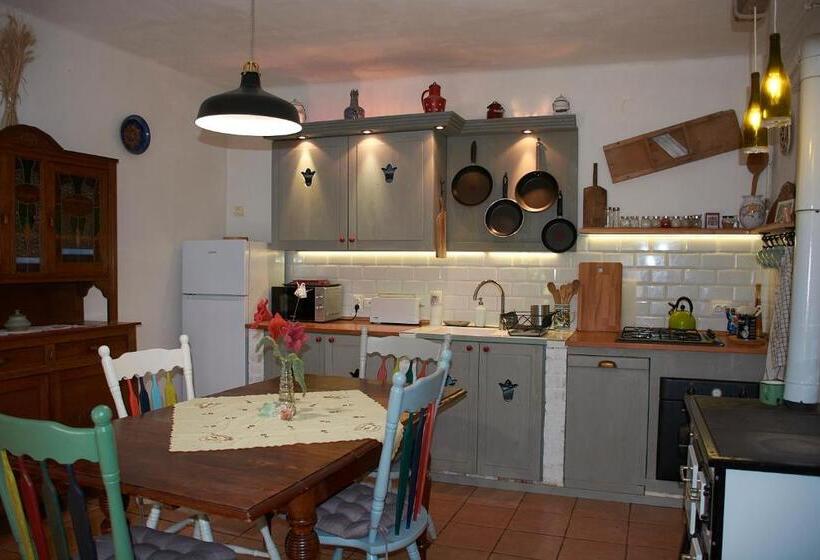 بنسيون Égkőris Vendégház