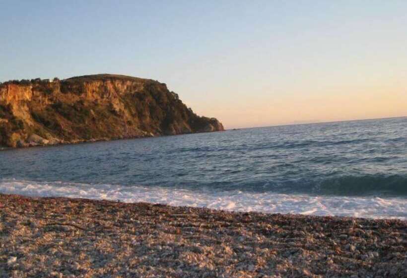 ペンション Mare Bed & Breakfast