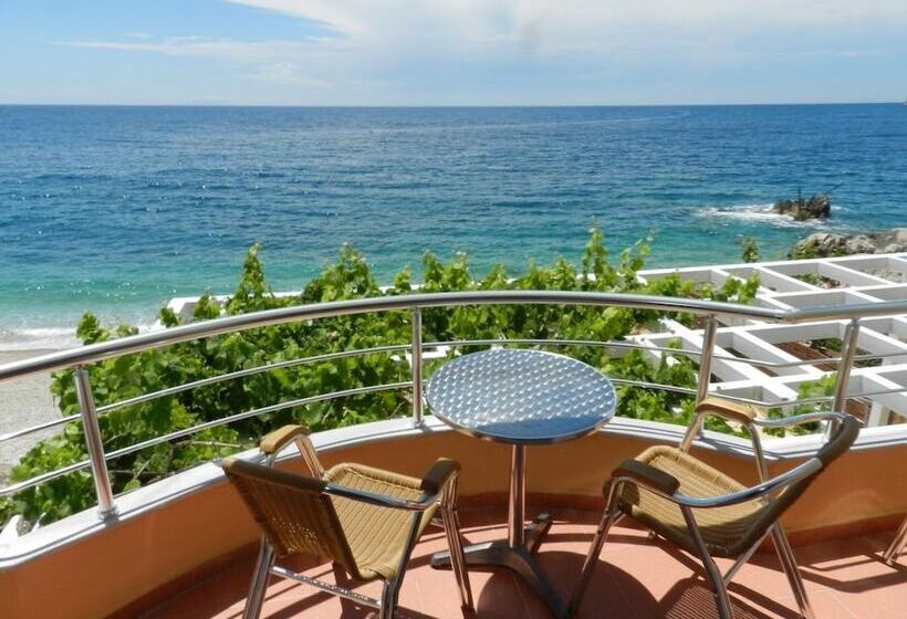 ペンション Mare Bed & Breakfast