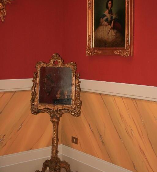 ペンション Palazzo Franza Musarò