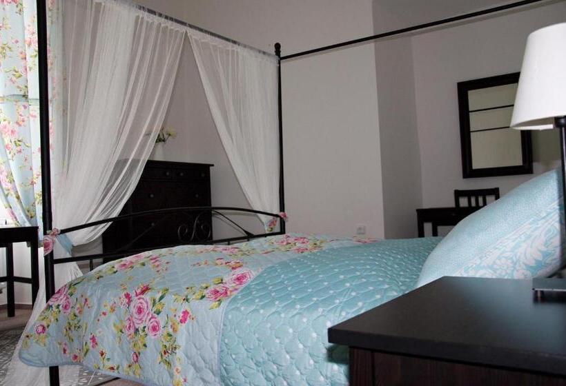 بنسيون Penzion Zámek Rozsochatec