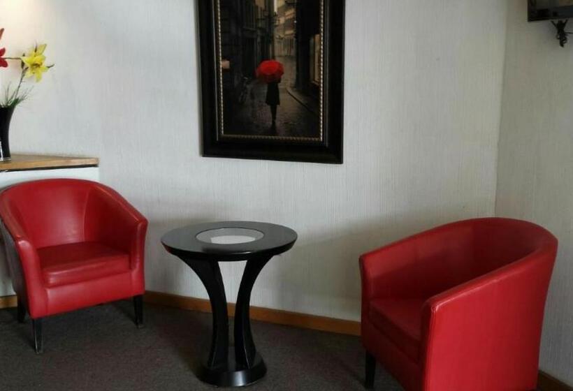 Premier Hotel Suites