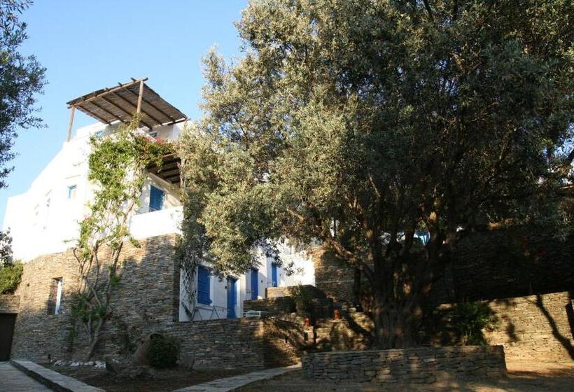 Alexandros Hotel