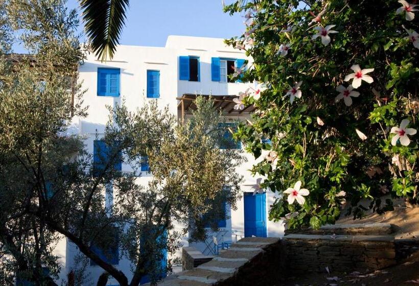 Alexandros Hotel