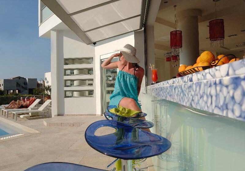 Angela Studios Apartments