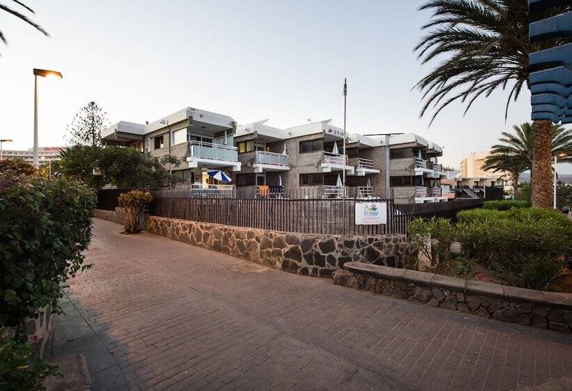 Apartamentos El Paseo