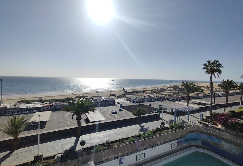 Apartamentos El Paseo