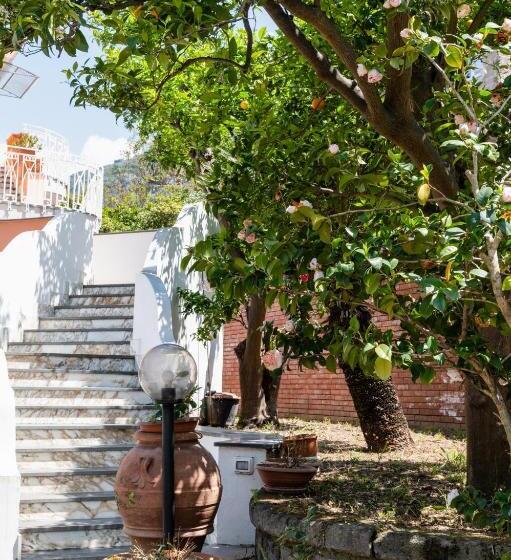 مبيت وإفطار Villa Francesca Relais