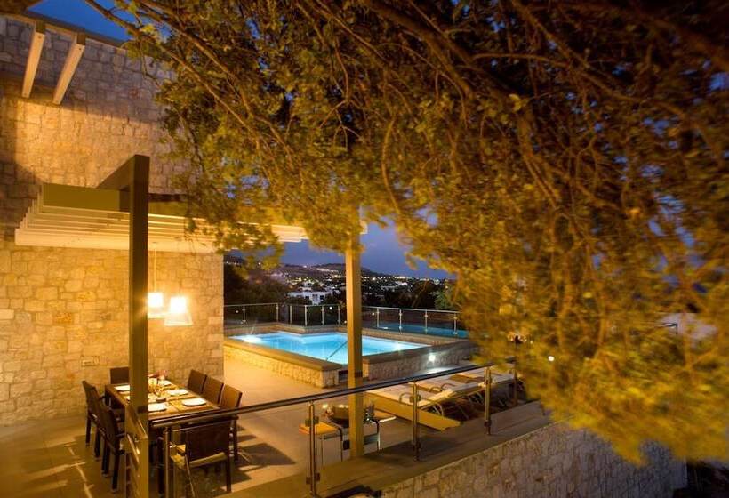 Blue Dream Luxury Villas