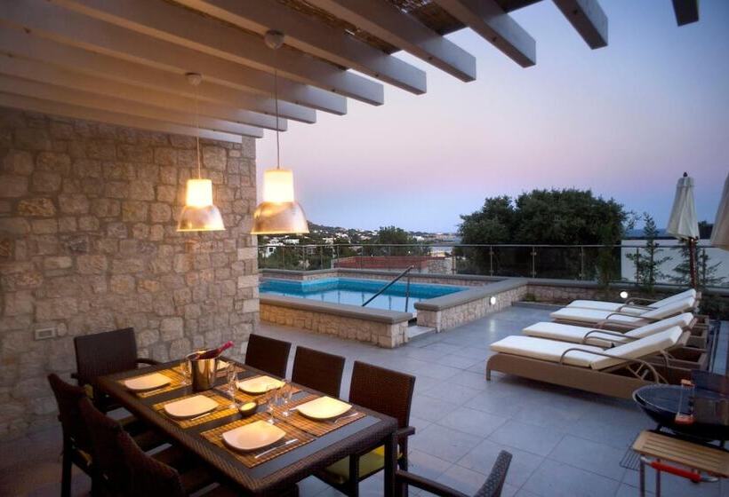 Blue Dream Luxury Villas