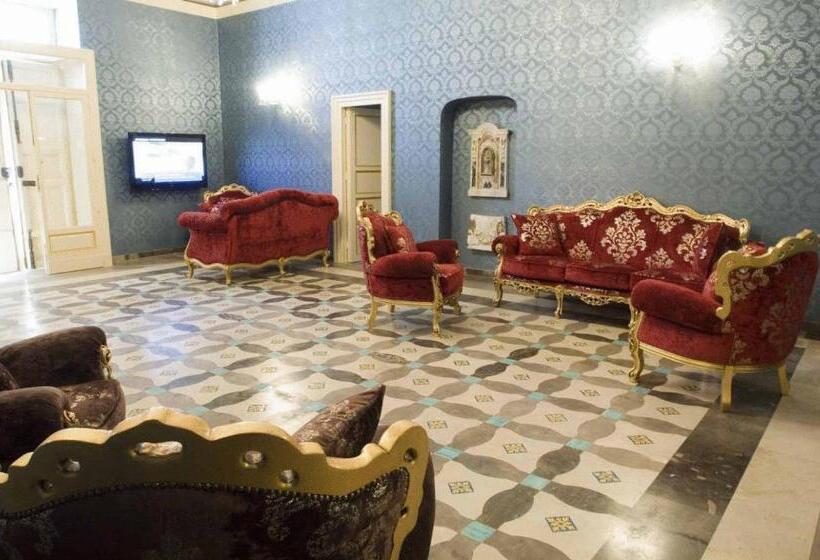 ホテル Grana Barocco Art