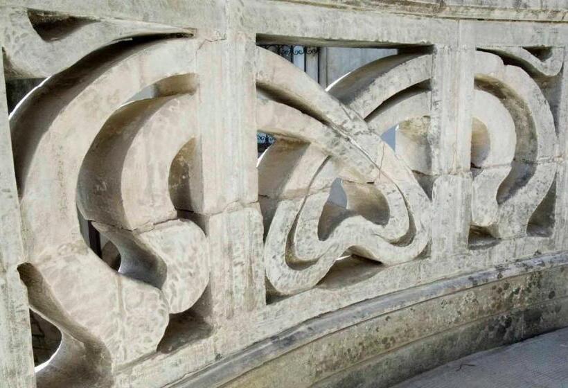 ホテル Grana Barocco Art