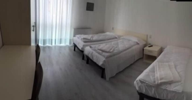 Отель Gardesana