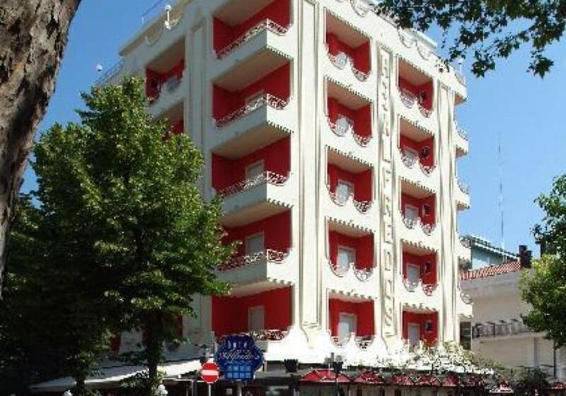 Отель Alfredo's