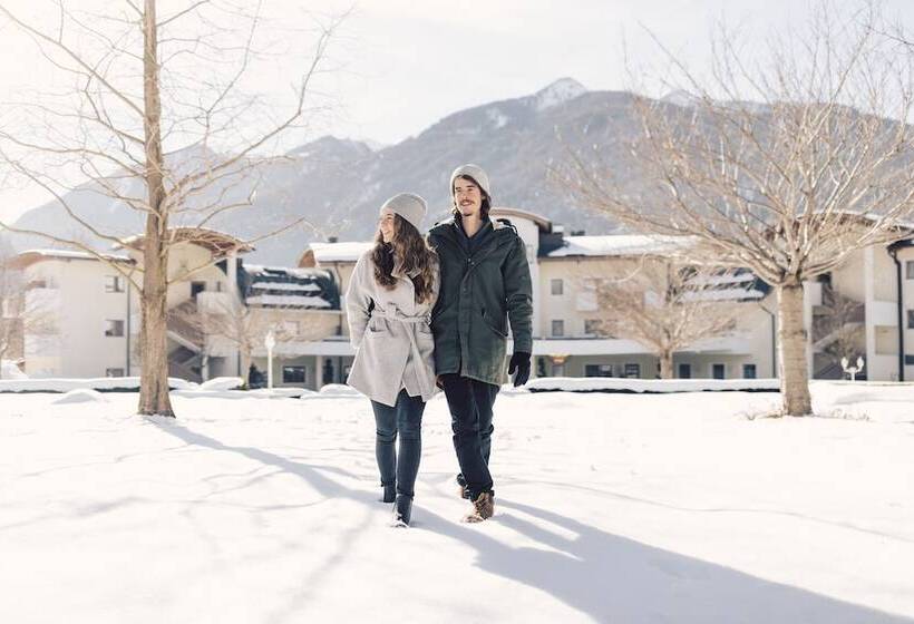 בית מלון כפרי Alpenpalace Luxury Hideaway & Spa Retreat