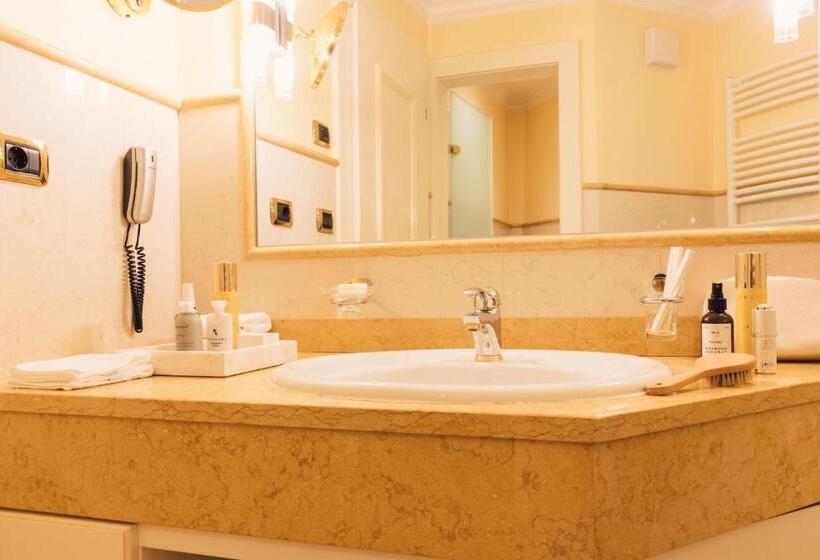 בית מלון כפרי Alpenpalace Luxury Hideaway & Spa Retreat